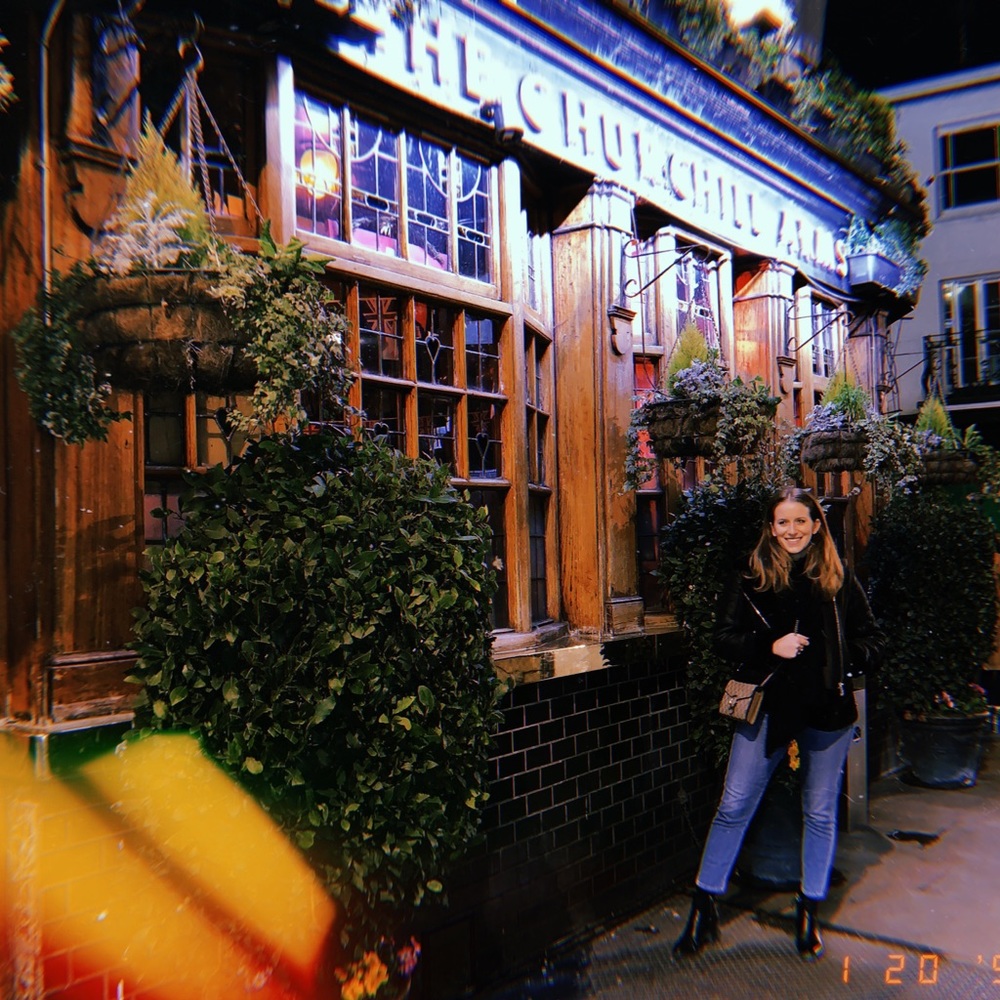 Meet your Posher, Kara
